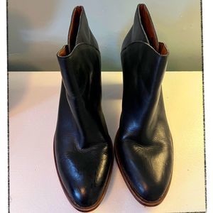 Lucky Brand Essa Leather Ankle Boots